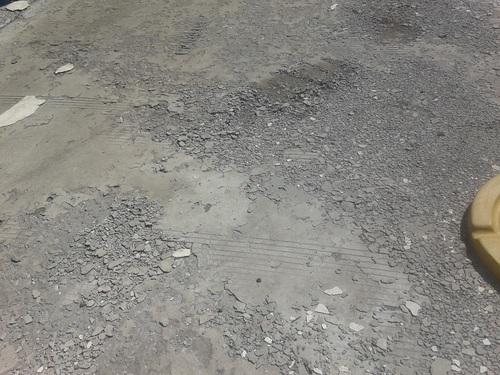 水泥路面修补材料快速修补水泥路面起皮露石子现象