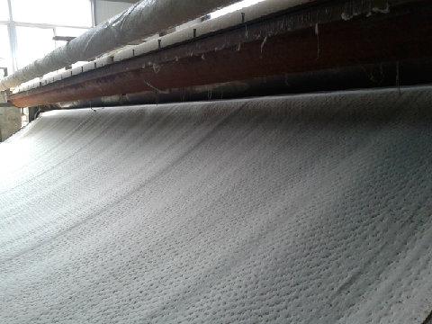 浙江膨润土防水毯，人工湖防渗，膨润土防水毯的特点