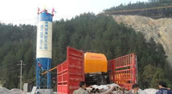 宁夏固原混凝土机械-湖北专供矿用混凝土输送泵-泰安厂家