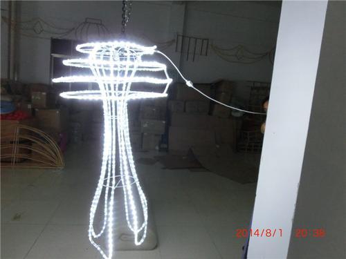 广东LED路灯杆造型灯
