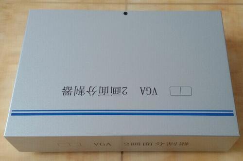 vga2画面分割器奥西得LCD-VGA-2F