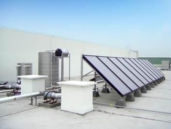 平板太阳能热水工程，平板太阳能集热器，阳台壁挂太阳能