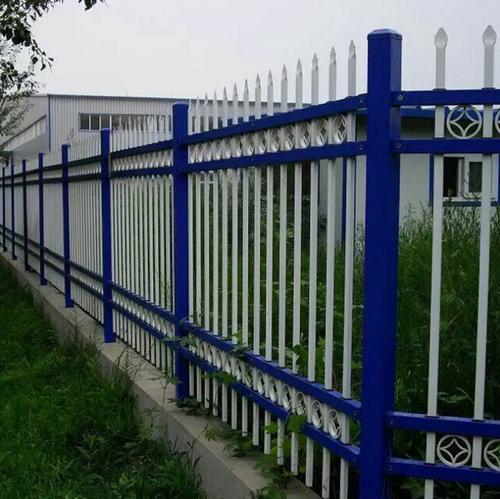 供应园林铁围墙，锌钢护栏图片