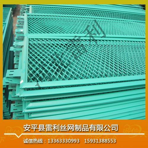 公路防眩网2米宽浙江专业的钢板网护栏网防眩网