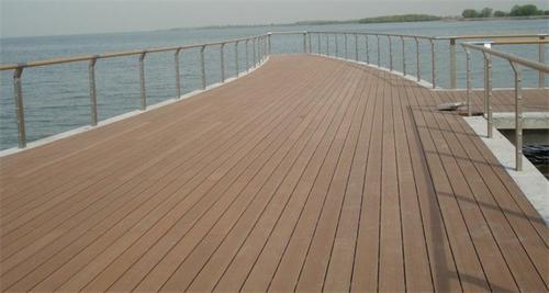 君桥木塑供应 100*20mm实心地板 栈道/码头 复合地板 pe地板