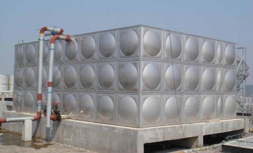 专业供应大型不锈钢焊接式水箱 生产厂家