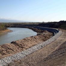 河道整治修复铅丝笼 护坡防洪巨磊铅丝石笼