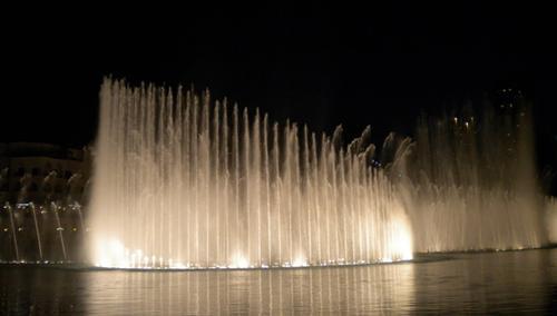 大型水上音乐喷泉