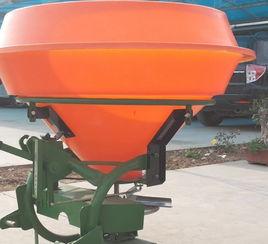 农用大型撒肥机 大容量自动撒肥机 拖拉机大型后置式扬肥机施肥器