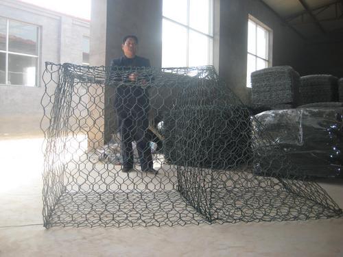 包塑石笼网 PVC石笼网箱 格宾网水利工程厂家直销
