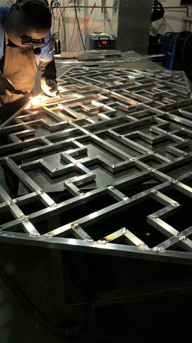 厂家供应焊接定制造型铝合金花格