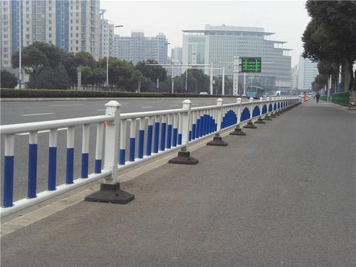 贵州道路安全防撞隔离栏、市政交通隔离防护栏