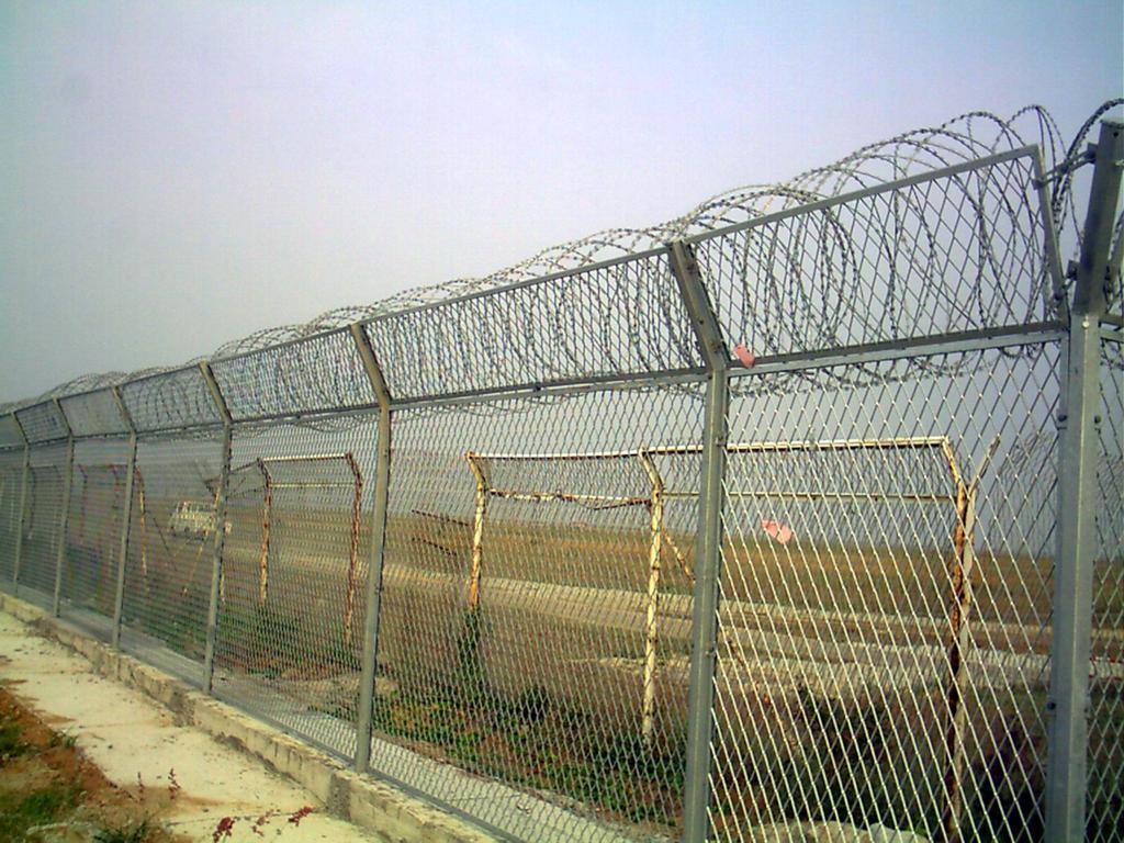 护栏，铁路护栏，公路护栏，高速公路护栏，衡水护栏网厂