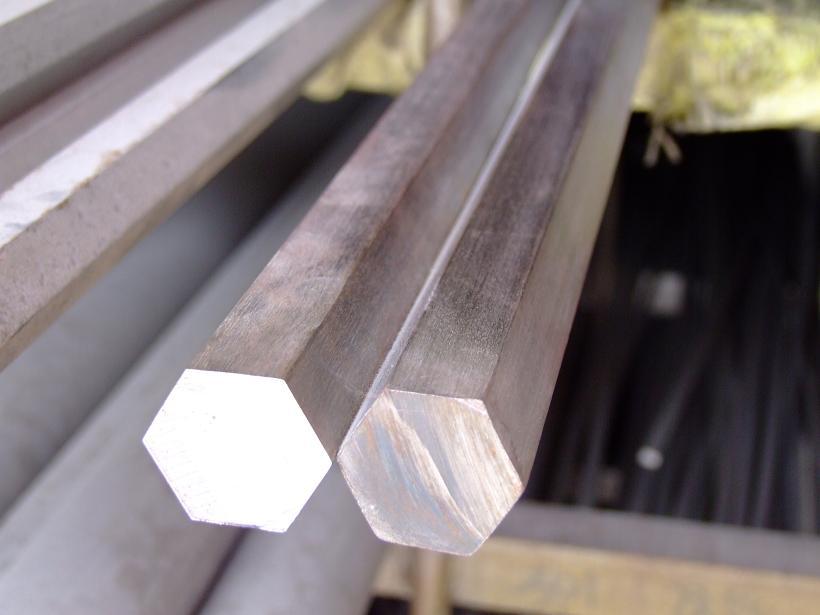 供应大铝棒↘毛细铝棒↘六角铝棒↘铝方棒↘铝棒↘