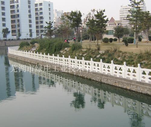 江苏无锡城市河道护栏