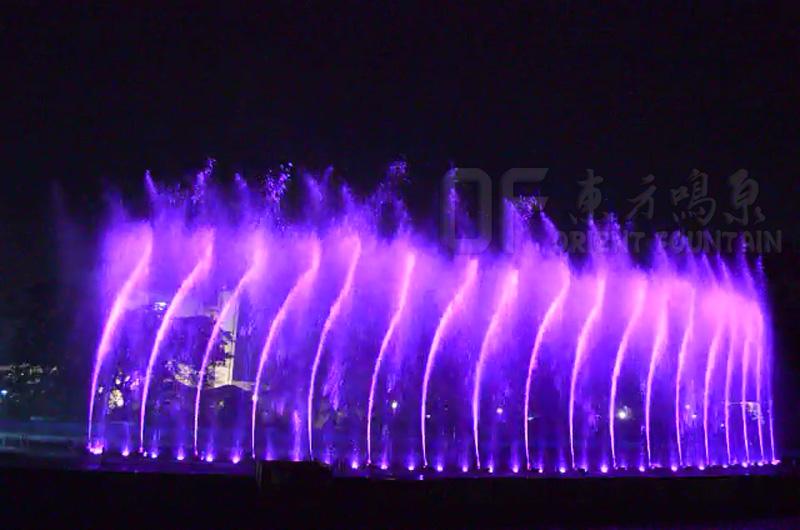 印度维萨卡帕特南市中心公园音乐喷泉