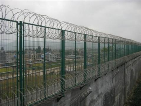 监狱钢网墙 监狱护栏网 