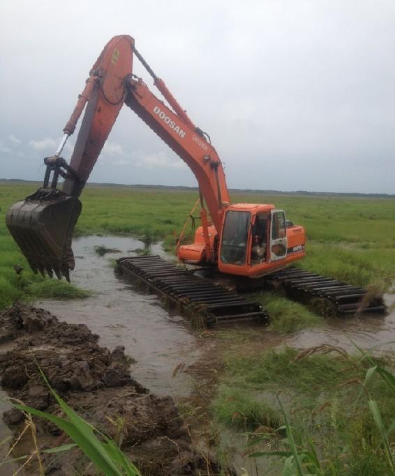 三亚市清淤机械设备租赁水陆挖机出租水挖出租