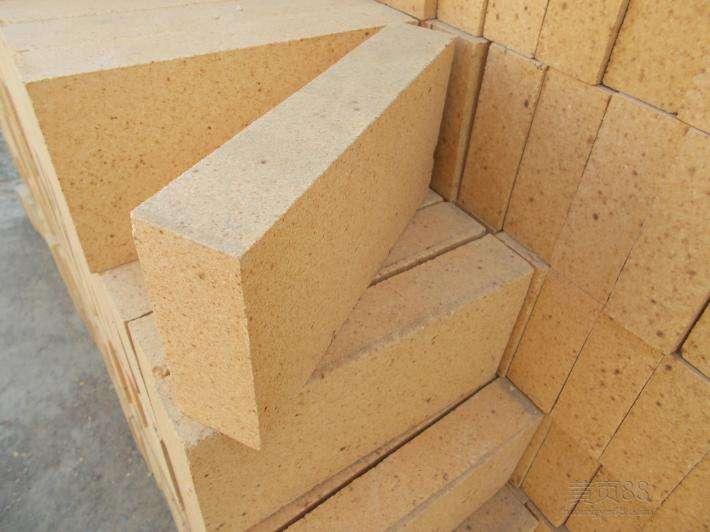 低气孔粘土砖价格  耐火砖厂家直销