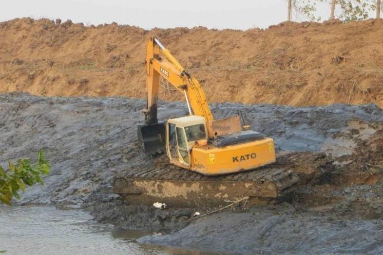 广州水陆挖掘机出租水挖打桩机租赁改装报价