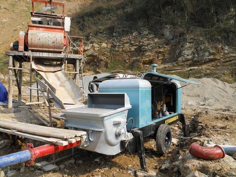 山西姜家湾矿小型混凝土 小型混凝土输送泵车型号|图片|厂家报价