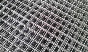保温电焊网片|规范铁丝网片|抹灰电焊网片价格