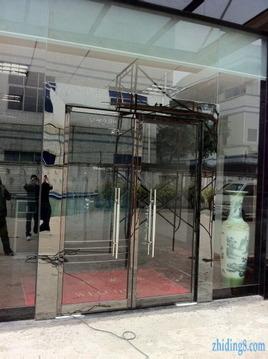 北京站附近维修玻璃门