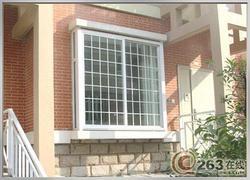 北京塑钢门窗改造升级、防盗纱窗北京塑钢厂