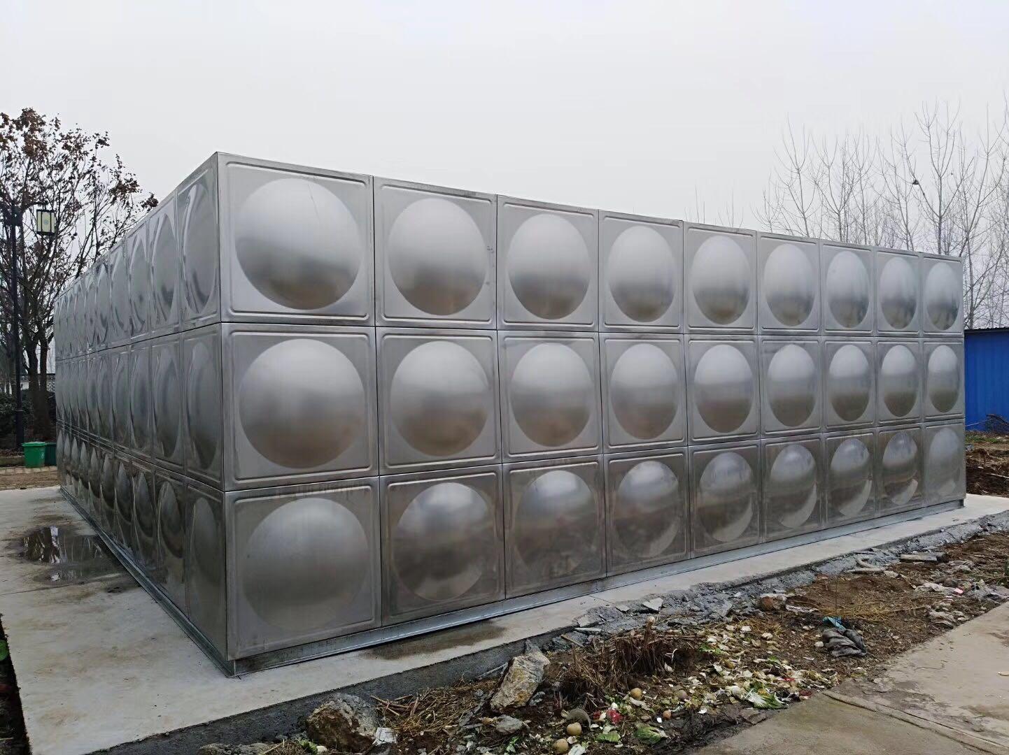 贺州不锈钢水箱价格表，厂家直销方形保温水箱定制做，装配式不锈钢消防水箱安装