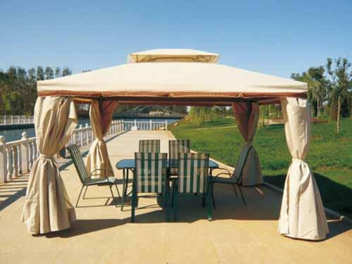 西安高端小区压铸铝户外休闲桌椅带太阳伞配套厂家