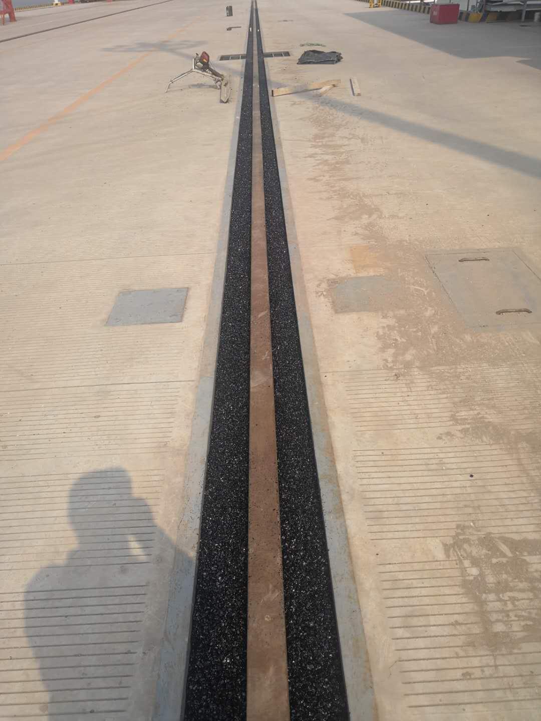 ​ 江西九江沥青砂铁轨填缝防止高温变形防腐蚀