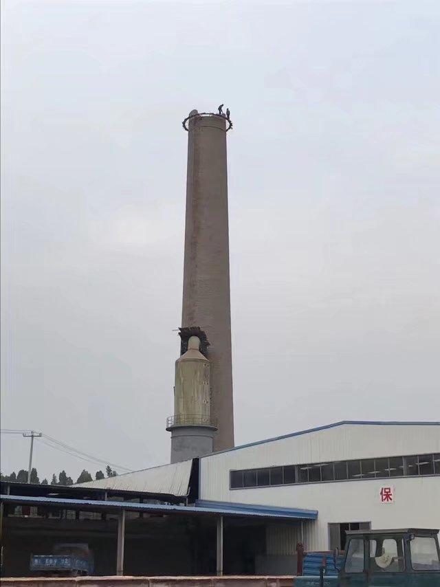 50米高砖砌烟筒人工拆除公司