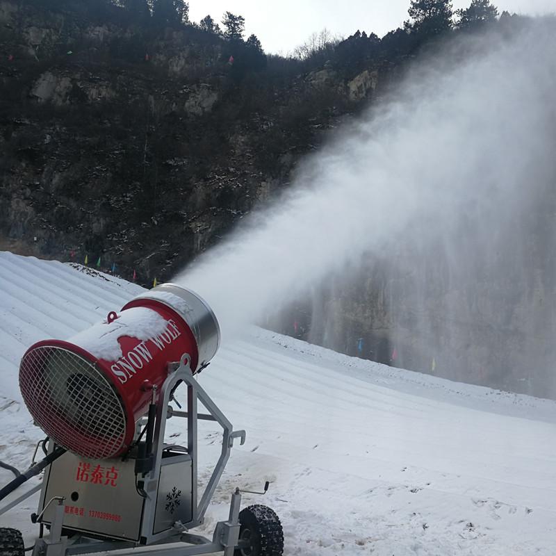 大型滑雪场用人工造雪机设备造雪的原理