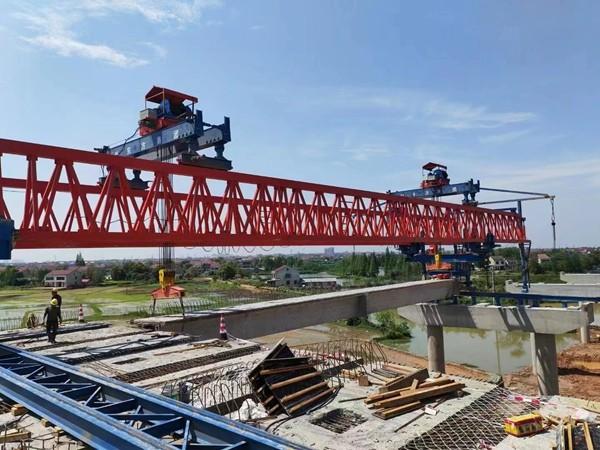 山东枣庄架桥机技术人员提供操作流程