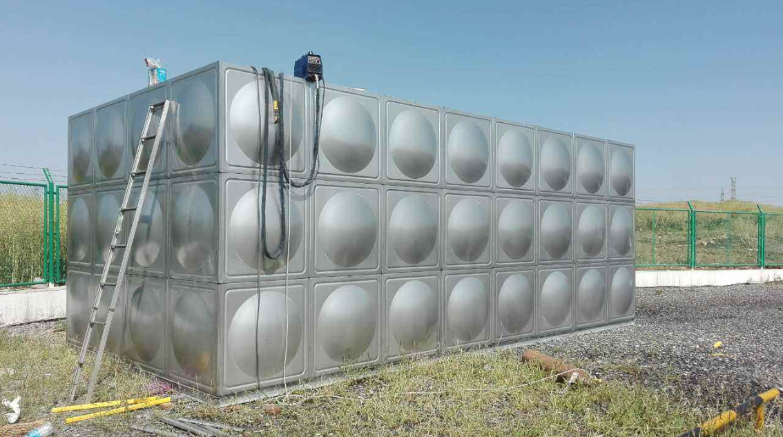 不锈钢水箱供应日冠异形消防水箱304江门组合式屋顶水箱不锈钢立式水罐定制