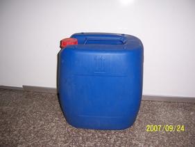 特优价格出售双氧水包装塑料桶