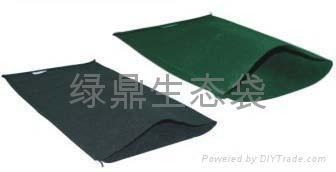 緑鼎生态袋工程系统与传统边坡处理方式对比