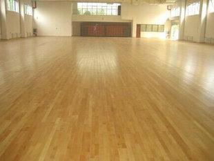 实木运动地板篮球场专用运动地板的选择