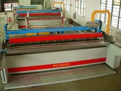 (ZW1500型)(ZW3000型)，板折角机，由鹏威机械供应。20090310