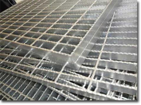  华耐复合钢格板厂热镀锌钢格板插接钢格板麻花钢