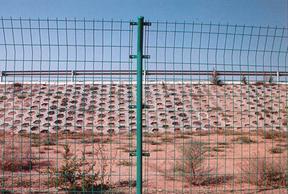 双边丝护栏网|山地护栏网