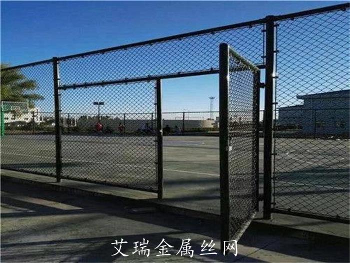 体育场围网保养方式-体育场护栏网尺寸-体育隔离栅高度