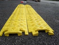 线槽板曲靖PVC线槽板批发价橡胶线槽板生产