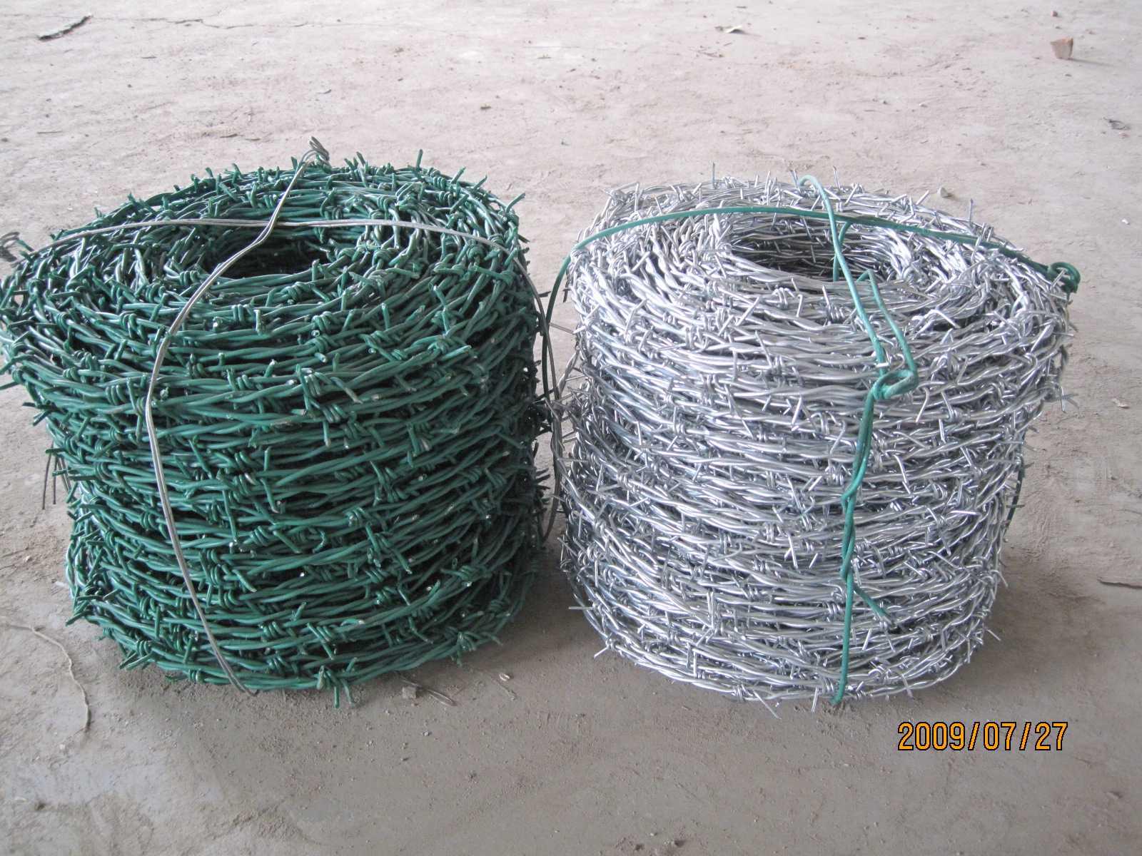 现货供应镀锌刺绳，浸塑刺绳，刺绳护栏网