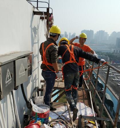 深圳高空作业 ，楼宇亮化，外墙翻新，防水，水电管道，机电设备，安装拆除维修