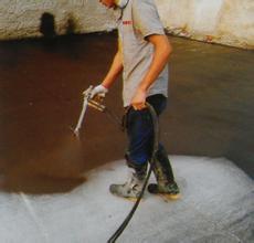 新疆喷涂速凝橡胶沥青防水涂料厂家价格