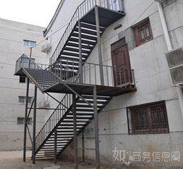 专业安装钢木结构隔层钢结构楼梯扶手 钢结构隔层