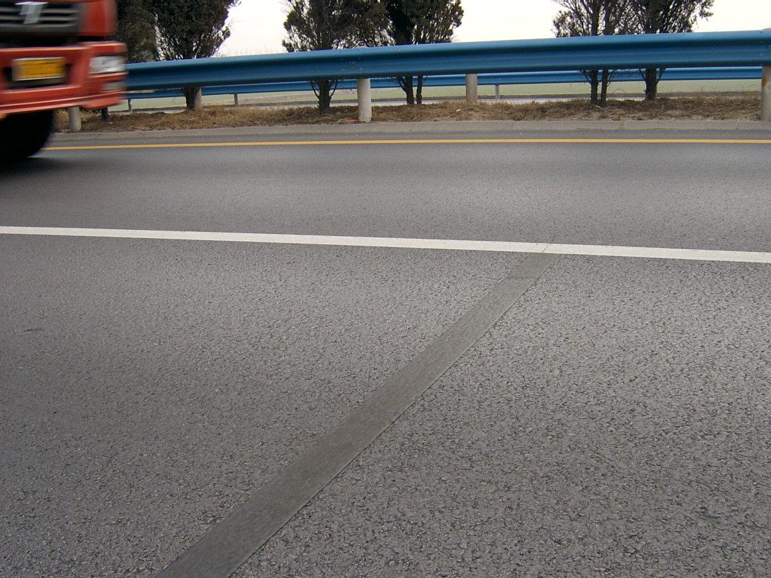 公路沥青贴加厚型自粘沥青贴