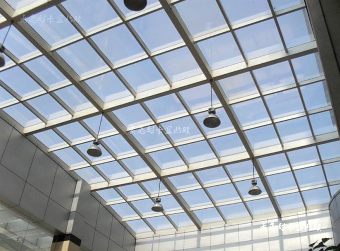 青岛玻璃隔热贴膜 窗户防晒建筑贴膜