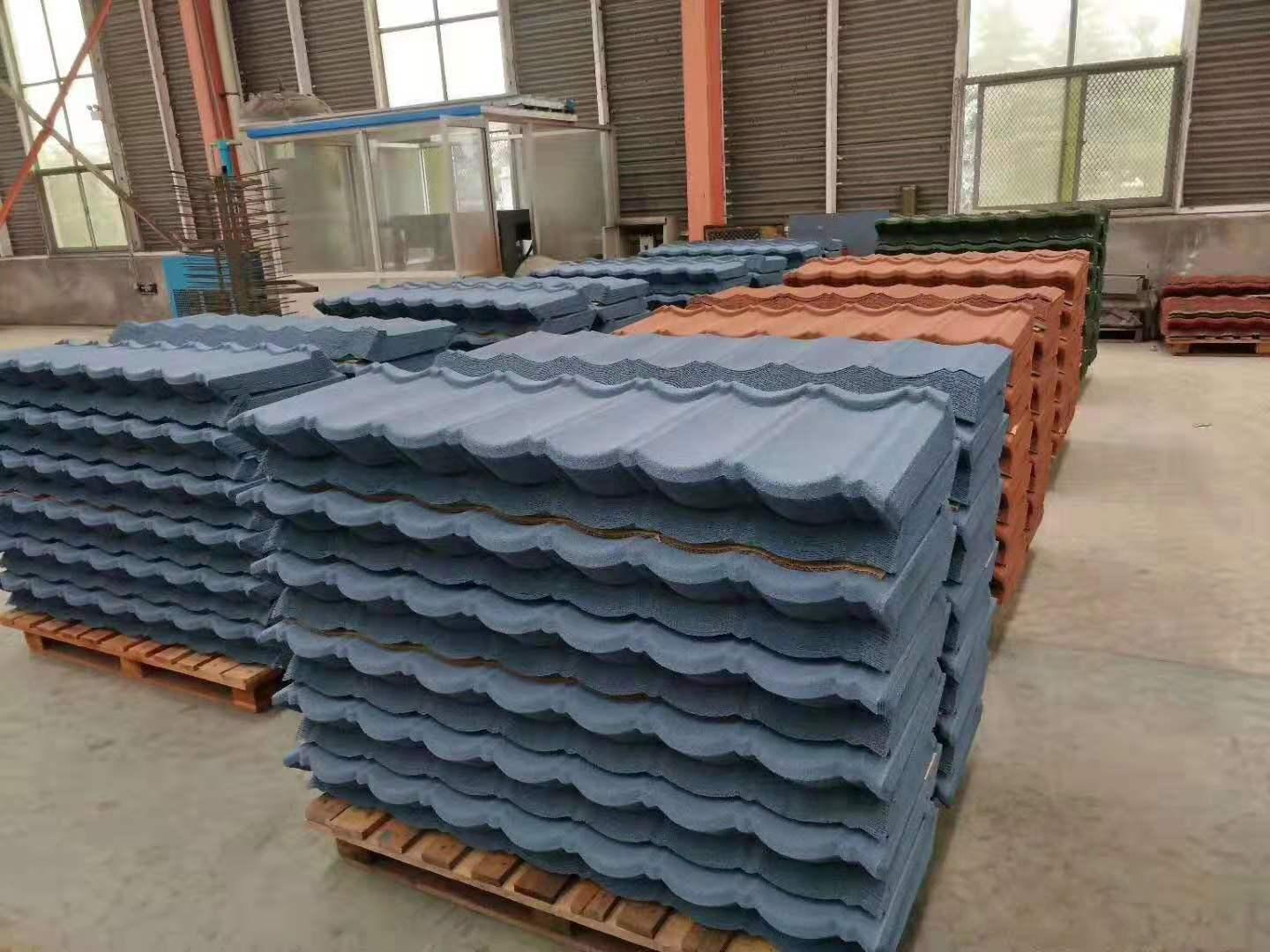 兰州彩石金属瓦屋面改造瓦工程项目瓦镀铝锌轻质瓦0.4